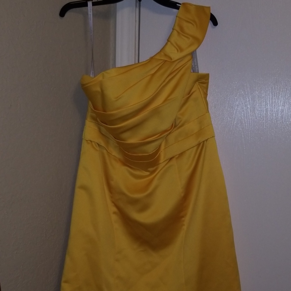 Alfred Angelo yellow 1 strap dress